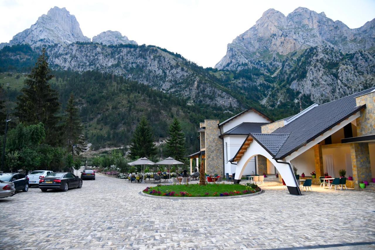 Breezy Hotel Валбона Экстерьер фото