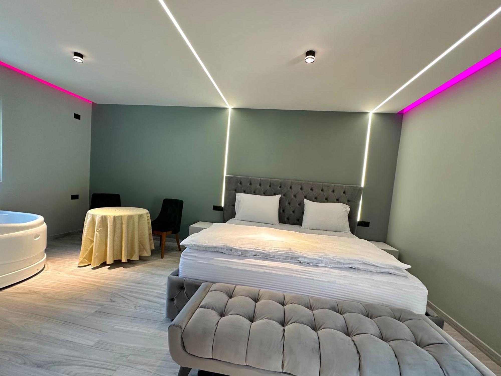 Breezy Hotel Валбона Номер фото